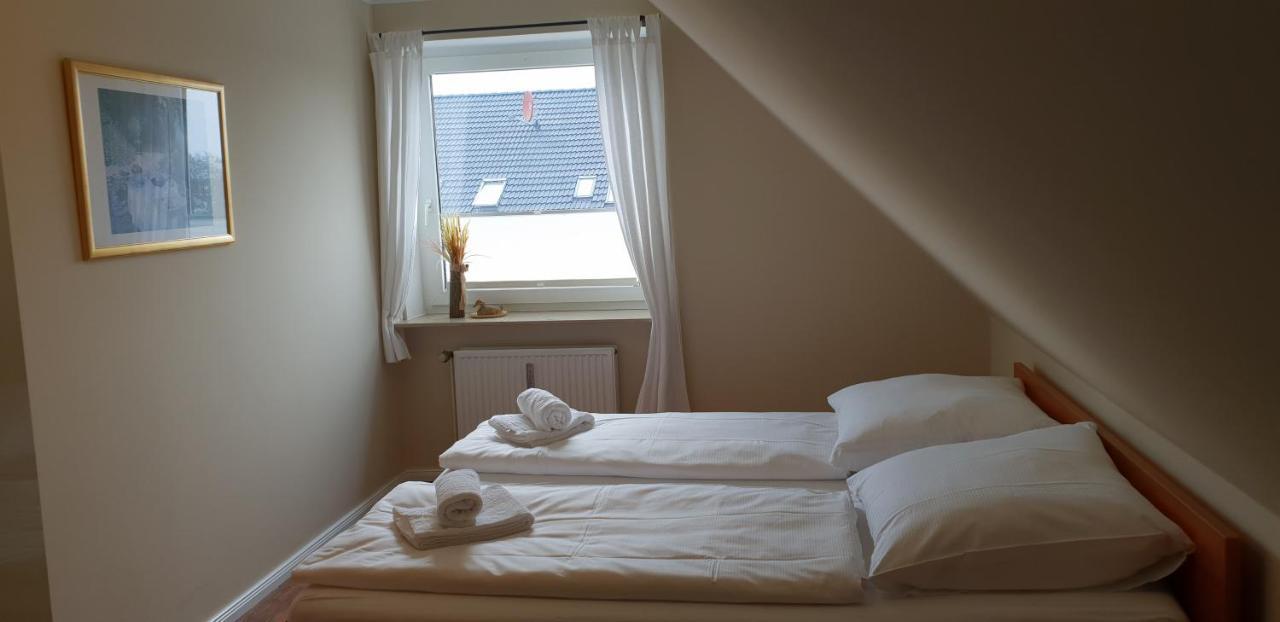 Airport Hotel One Aparthotel Sylt Eksteriør billede